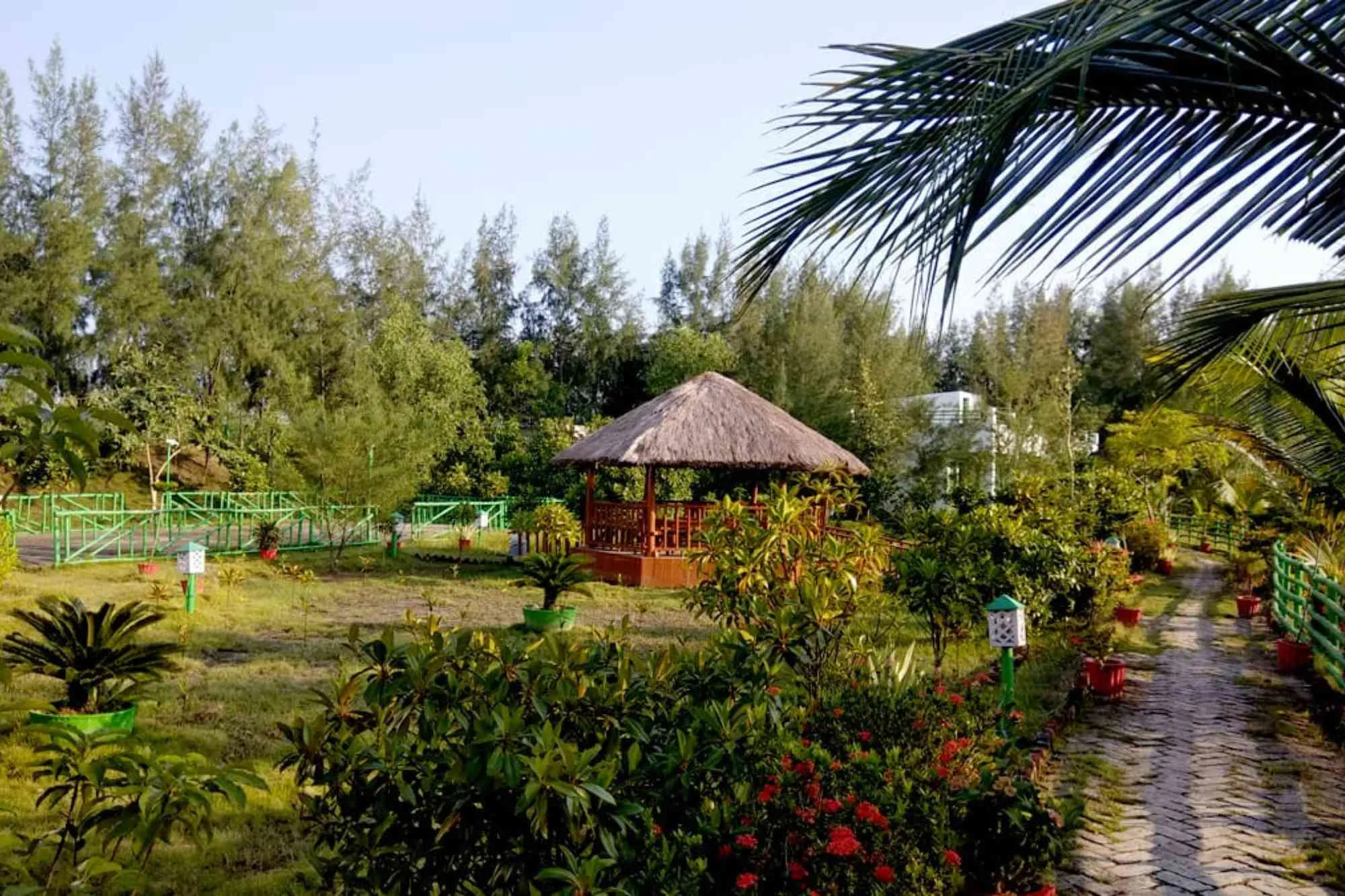 Front garden view of Sundarban hotels.