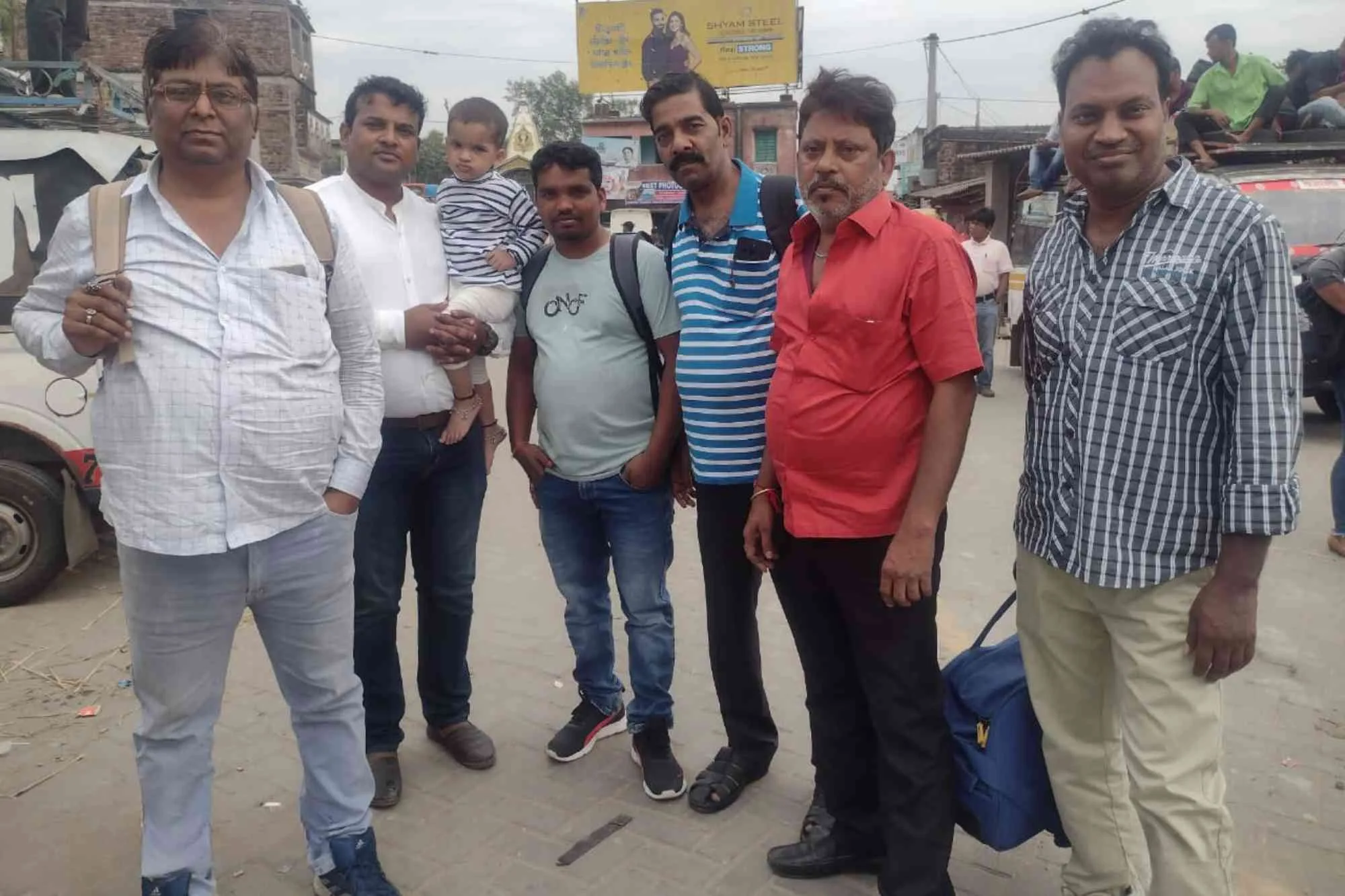 Sundarban Mondal Travels tourists.