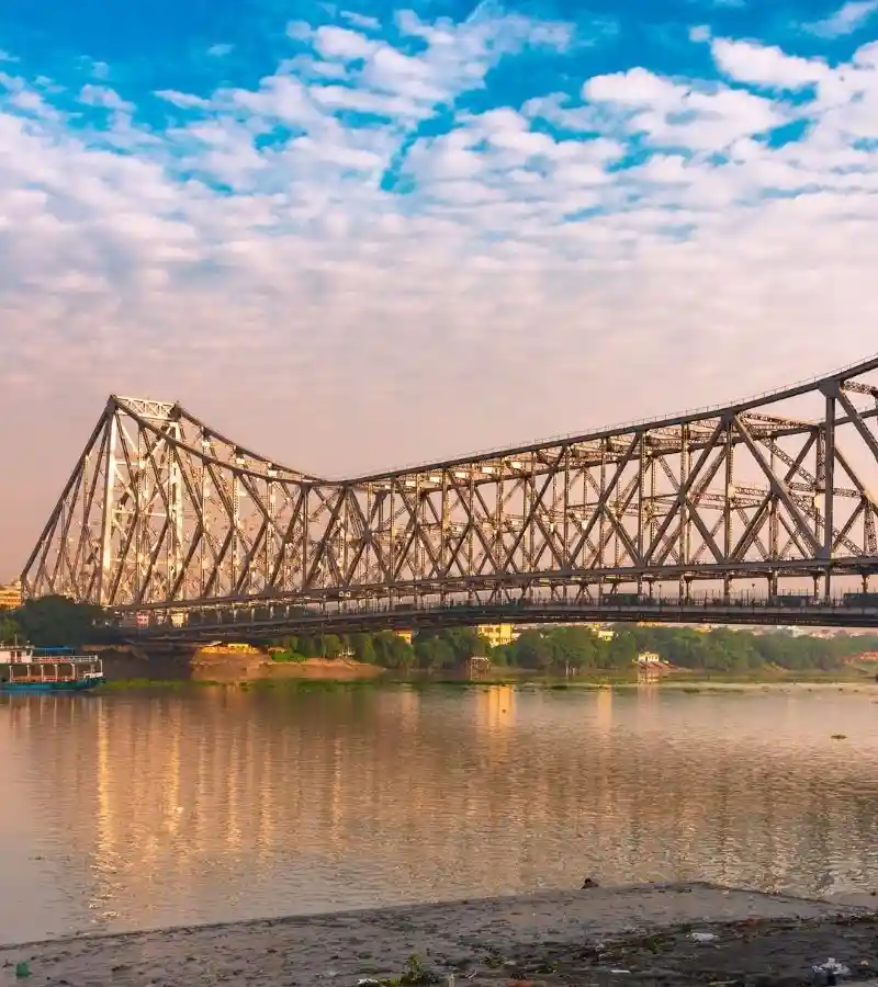 Howrah Bridge Kolkata representing why choose sundarban tour package from kolkata